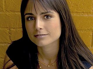 koleksi Jordana Brewster