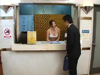 Asian giapponese calda puttana scopata a Bordel Spa By esecutivo