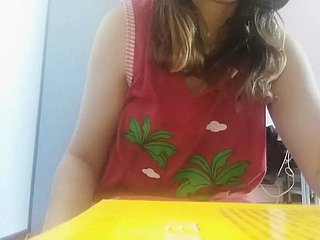Ikram di Casablanca, Marocco, masturbazione calda 2021