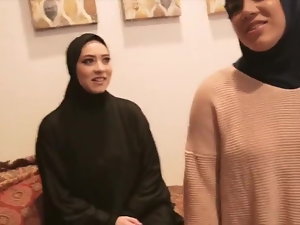 HEN MUSLIM BBC PIHAK