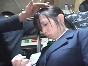 Jeunes japonaises pelotees Soumises brancolano treno 2
