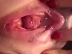 بیوی & # 039؛ ے بڑے clit اور gaping بلی