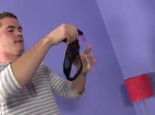 Sniffing Bước Moms Panties ... IT4REBORN